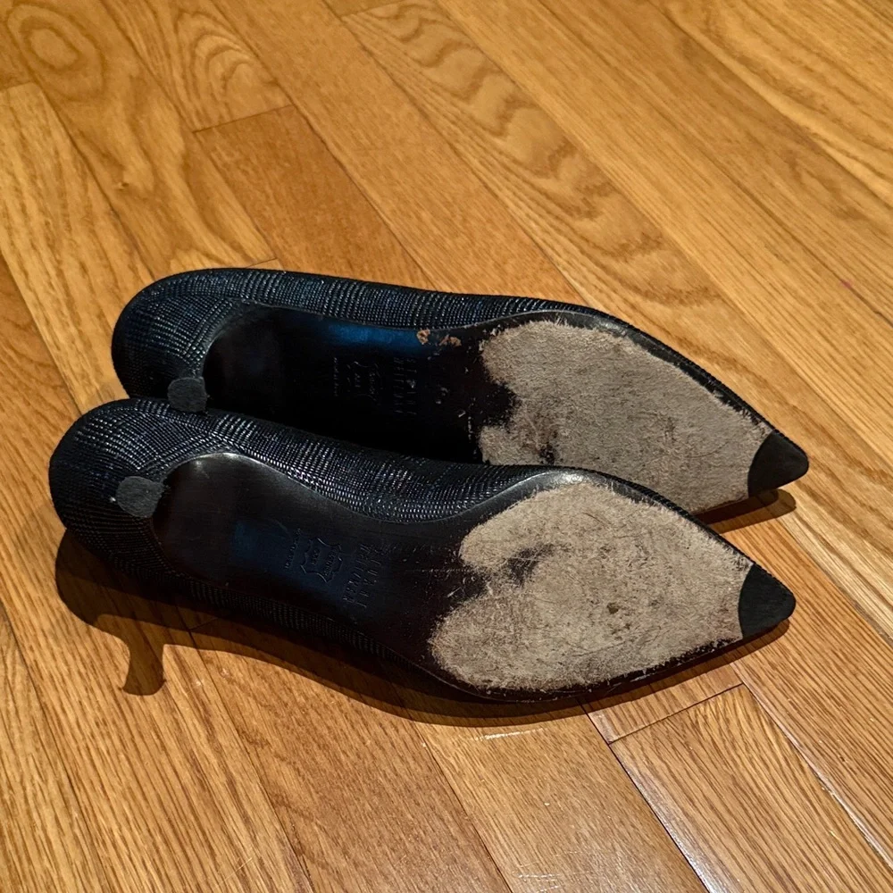 Stuart Weitzman Black Textured Heels - Picture 2 of 3